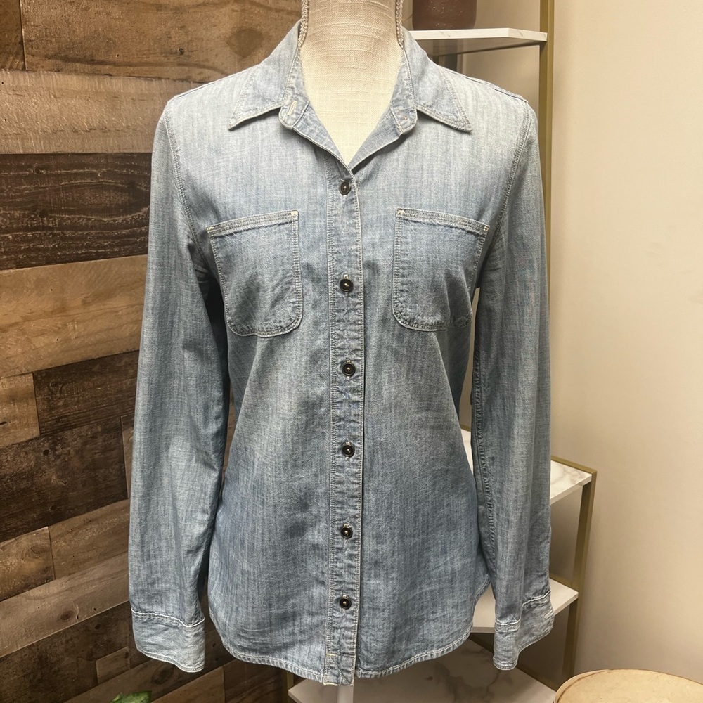 Lucky Brand Light Wash Denim Button Down